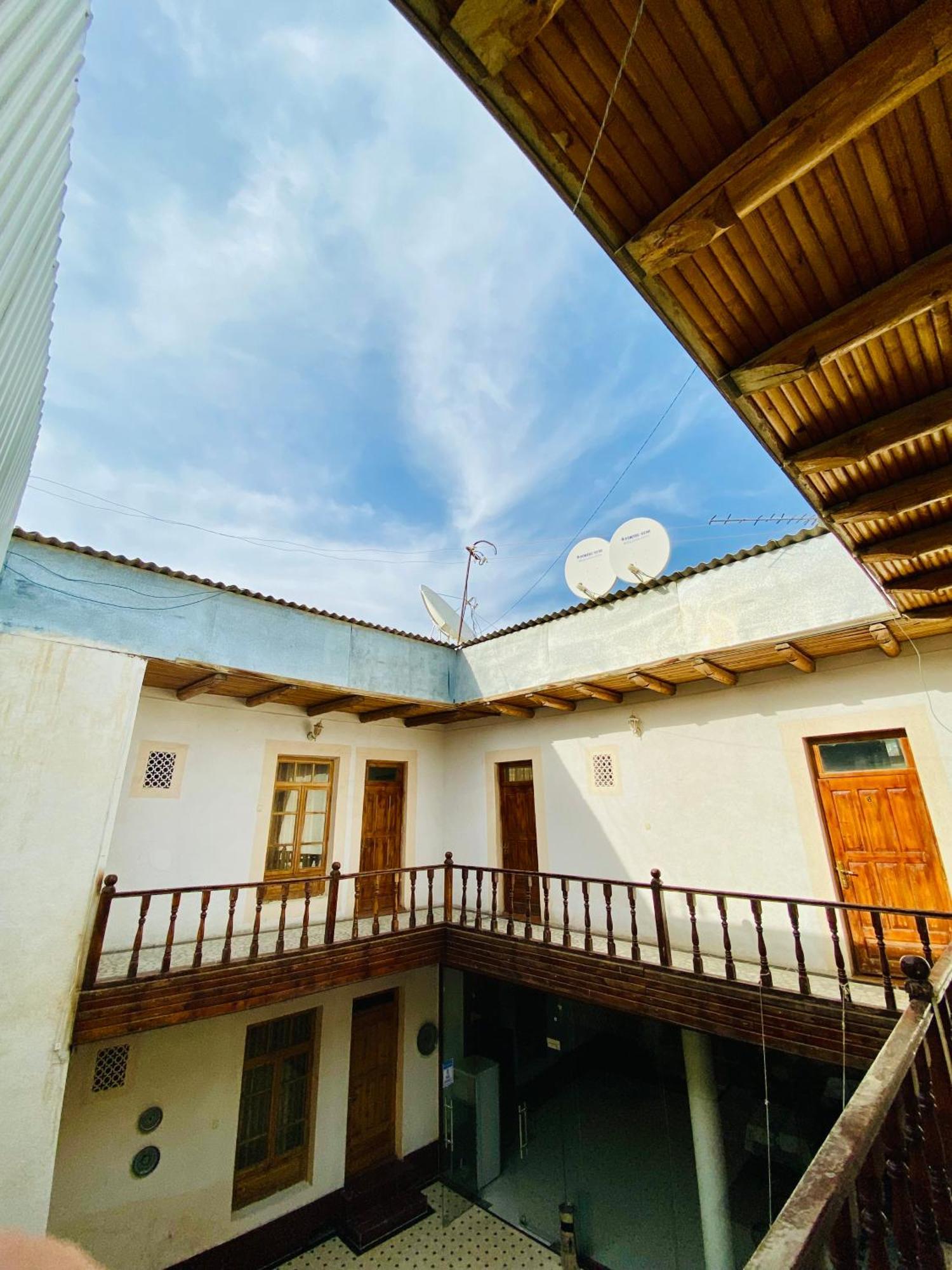 Antique Hotel In Old Town Bukhara Exterior photo